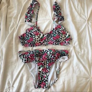 NWT PRINT TWO PIECE BIKINI